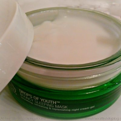 Drops of Youth™ Bouncy Sleeping Mask | The Body Shop: A review